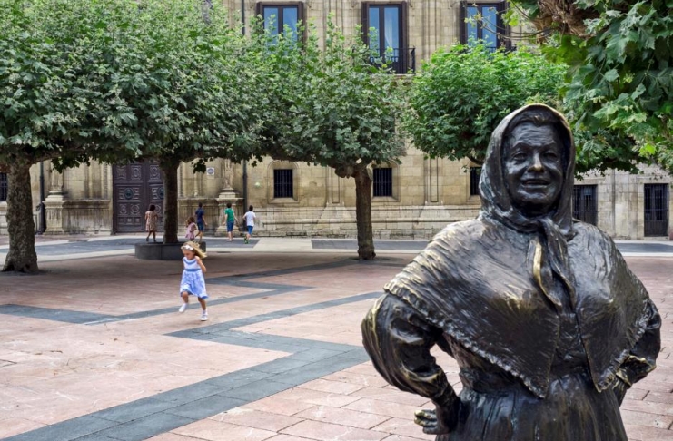 Um passeio pela Praça da Sé em 1970 – Memorial do Consumo